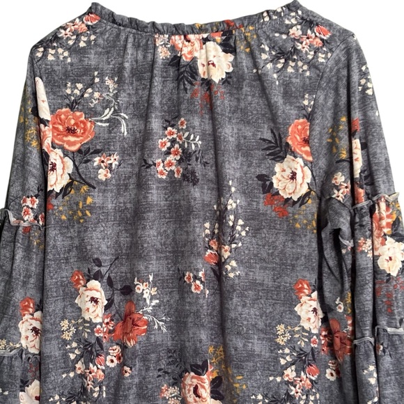 Absolutely Famous Bell Sleeve Floral Boho Peasant Blouse Size 1X - Picture 5 of 8
